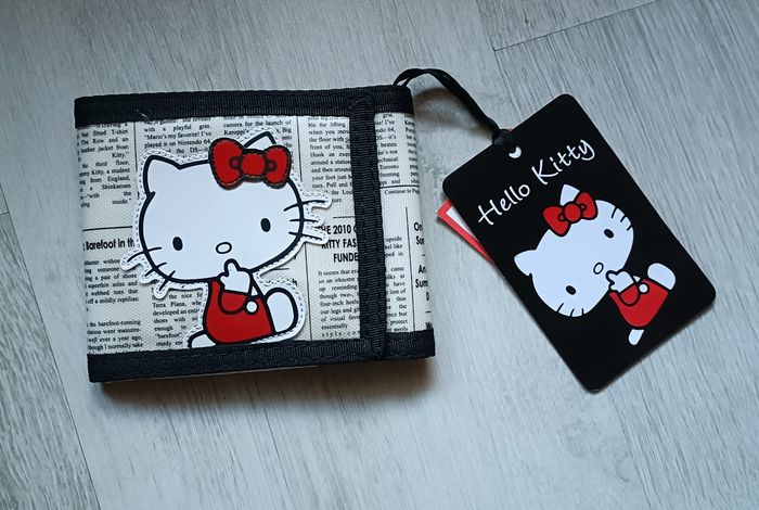 Porte feuille hello Kitty neufs