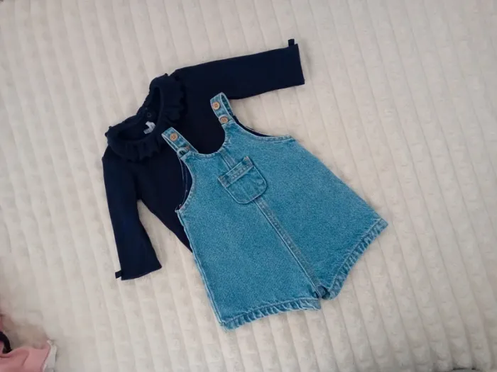 Ensemble salopette+t-shirt ML 6/9mois 🌼👧
