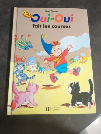 Livre Oui-Oui fait les courses