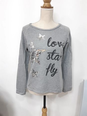 Pull gris étoiles