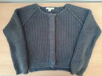 Gilet gris avec fils métalliques