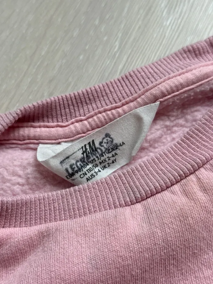 Pull rose love H&M - photo numéro 3