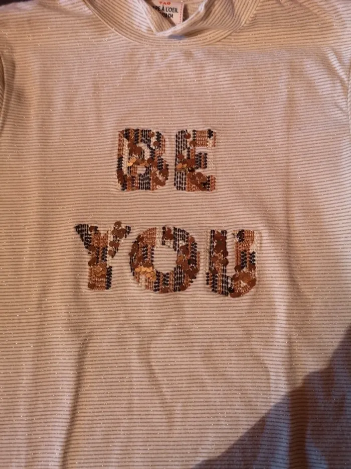 Lot 5 t shirts /blouse 8 ans - photo numéro 9
