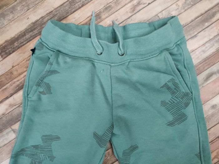 Ensemble de sport Okaïdi taille 5 ans - photo numéro 6