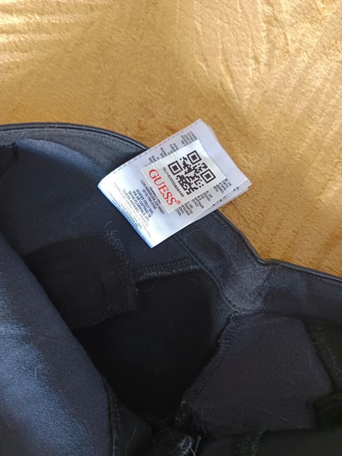 Pantalon simili Guess - photo numéro 8