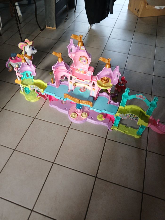 Chateau princesse tut tut - photo numéro 7