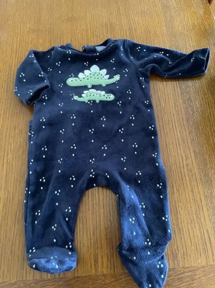 Lot pyjama. Bébé - photo numéro 3