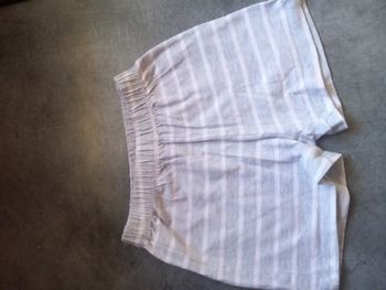 2 shorts court taille 3 ans