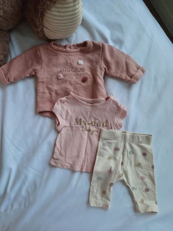 Petit lot bébé fille 1 mois