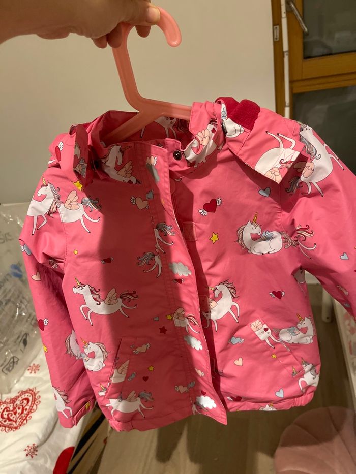 Veste rose, licorne