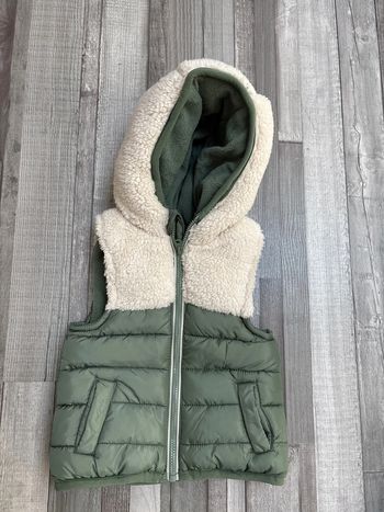 Veste moumoute manche courte