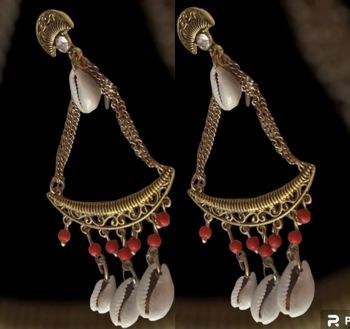 Boucles d'oreilles perles et  coquillages  style ethnique