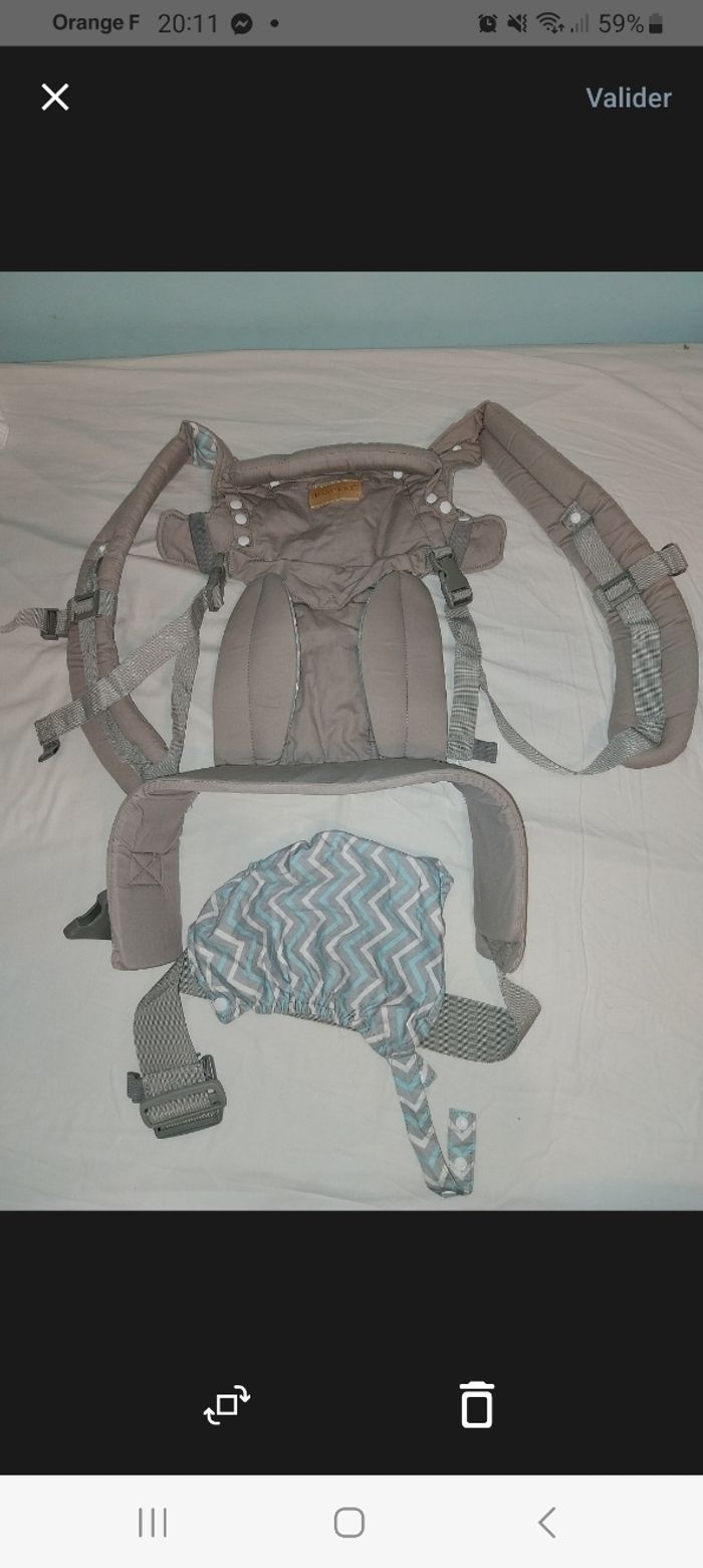 Porte bébé avec chapeau assortit - photo numéro 3