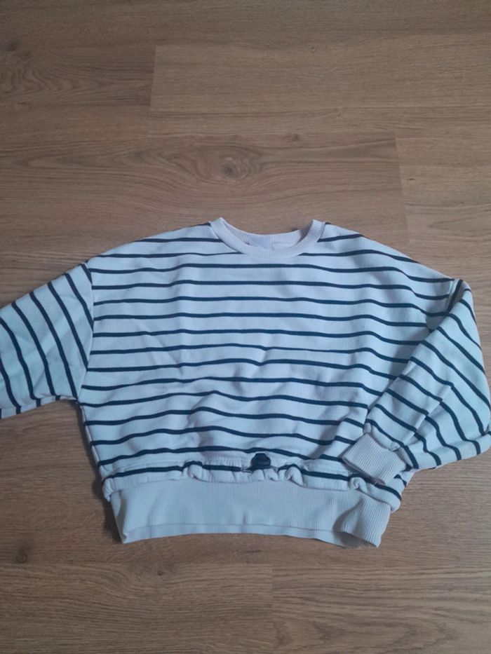 sweat zara 6 ans