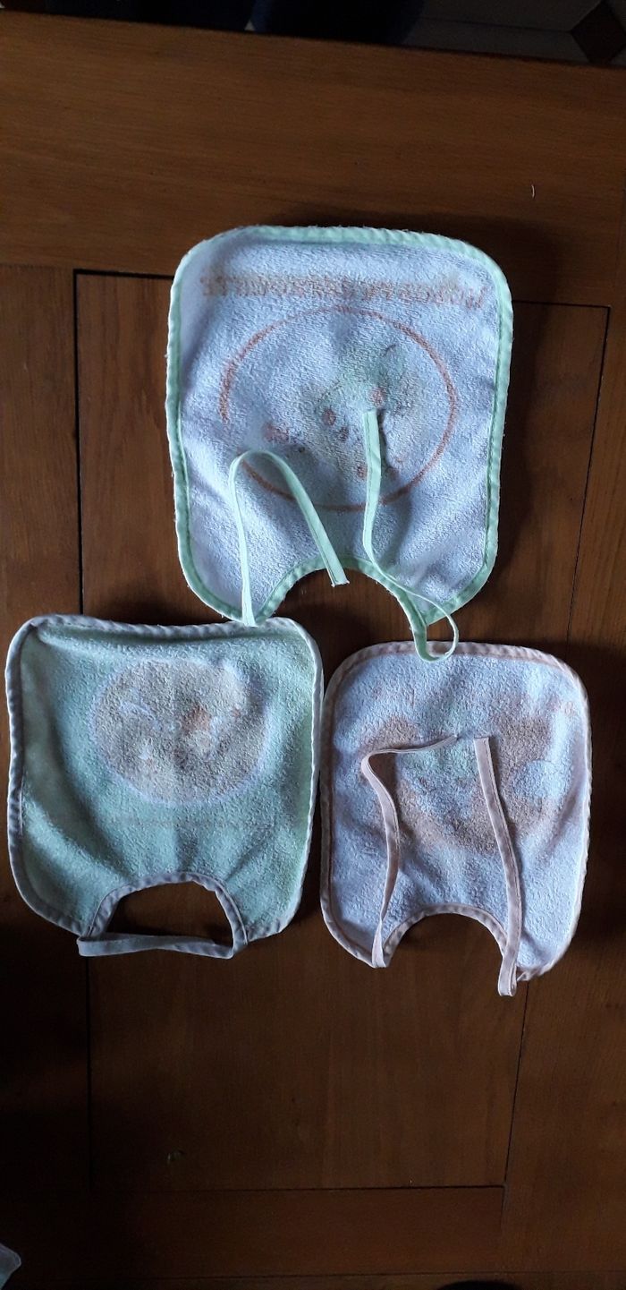 Bavoirs - photo numéro 1