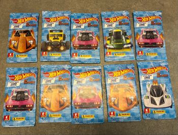 10 boosters cartes à collectionner Hotwheels on the Road