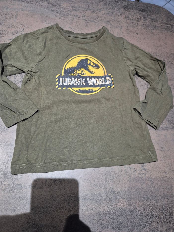Lot tee shirts manches longues dinosaures - photo numéro 2
