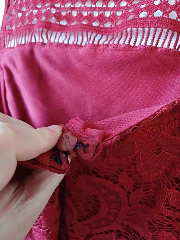 Robe Bordeaux chic en dentelle neuve Topshop taille XXS 32 - photo numéro 10