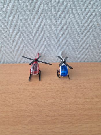 Lot de 2 hélicoptères - Jouets miniatures