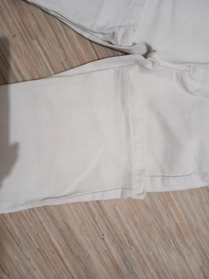 Jeans pattes d'éléphant - photo numéro 2