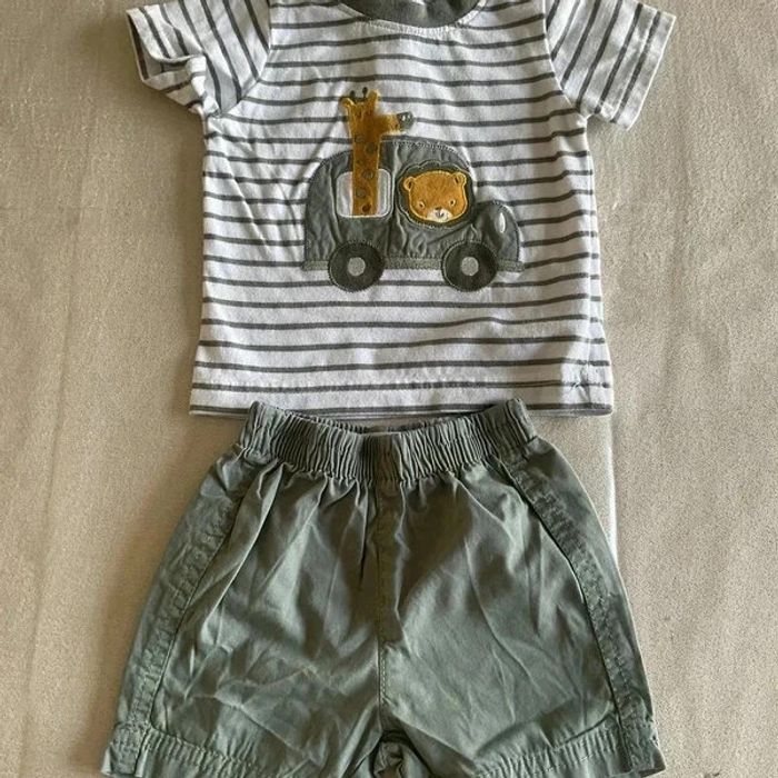🎉 Ensemble bébé rayé adorable 🎉