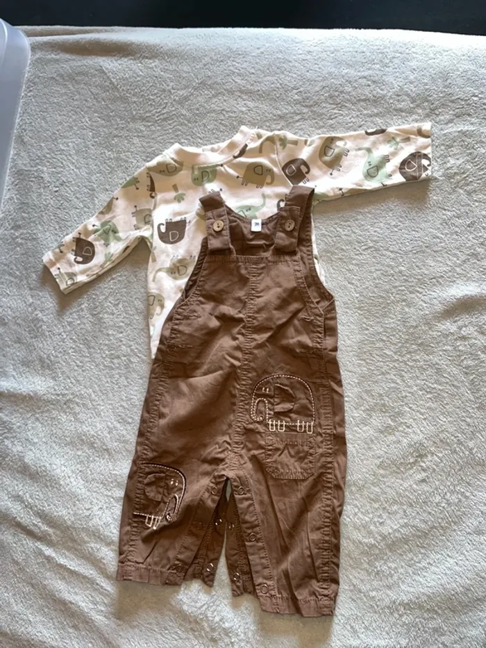 Ensemble haut+salopette