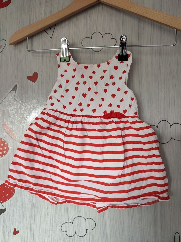 Lot de 6 robes taille 6 mois - photo numéro 4