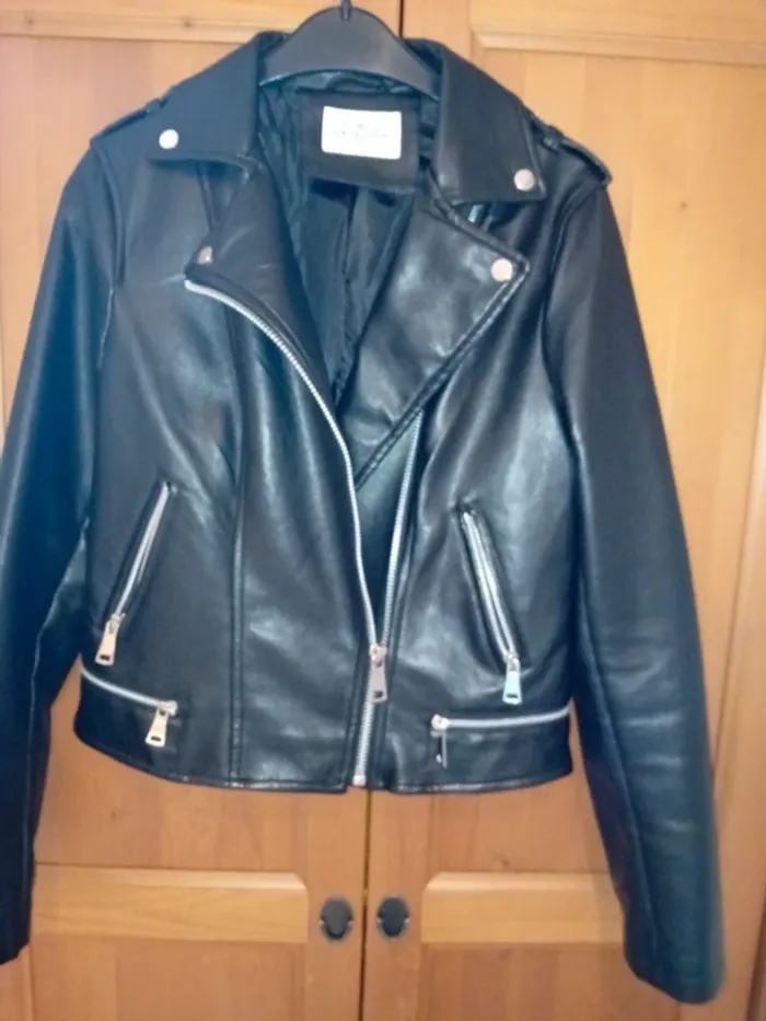 Veste perfecto simili cuir taille M - photo numéro 3