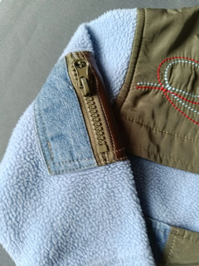 Veste polaire 🦕 Taille 18 mois - photo numéro 2
