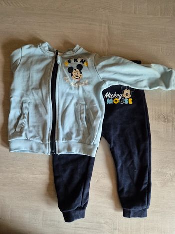Ensemble Mickey