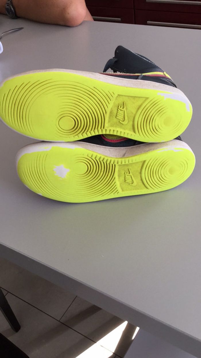 Baskets Nike T37,5 - photo numéro 4