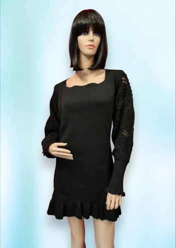 Belle robe noire en mailles * taille S *