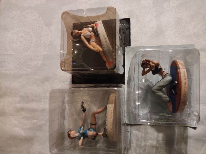 Figurines Tomb Raider Lara Croft 10 euros la figurine - photo numéro 2