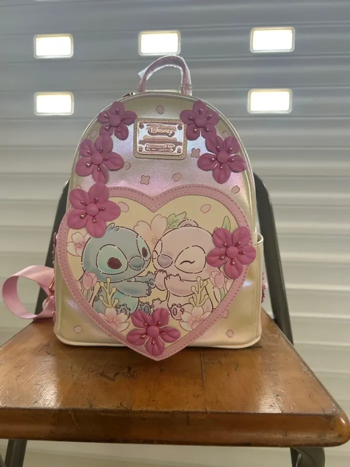 Sac a dos loungefly stich