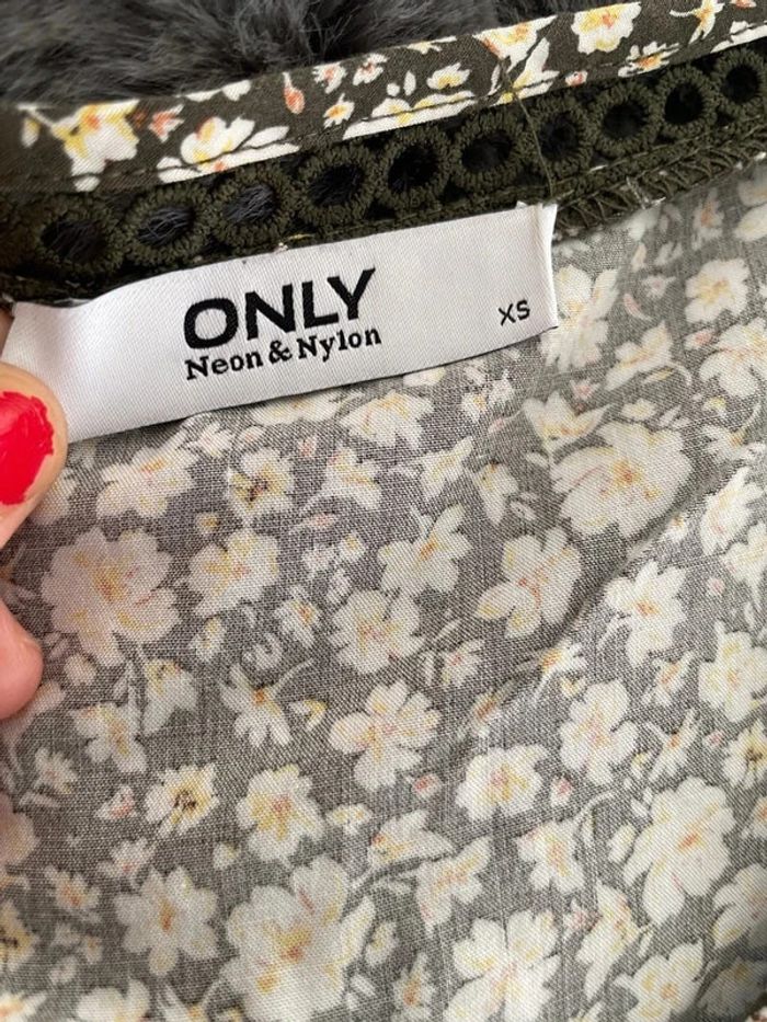 Magnifique tee shirt pour femme - photo numéro 4