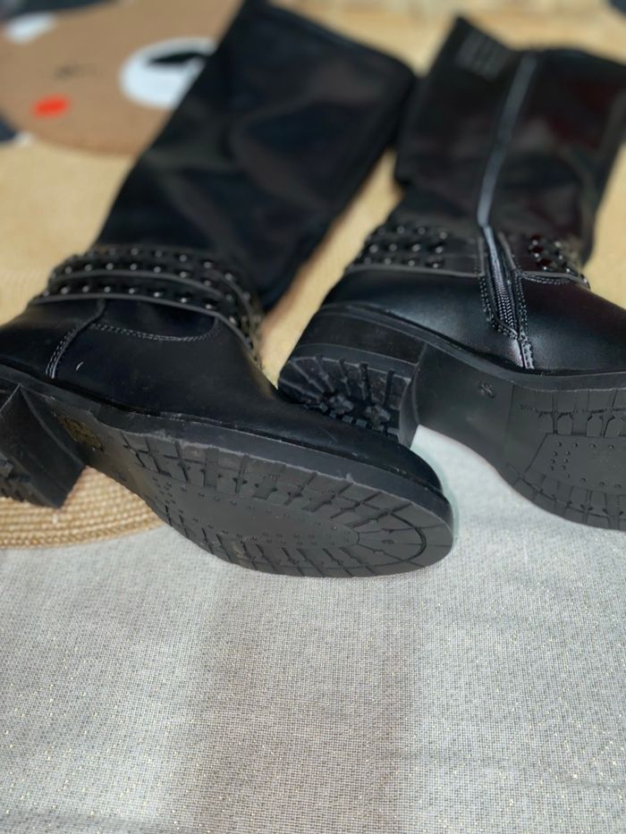 Bottes femme T 36 - photo numéro 3