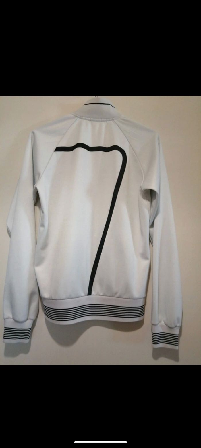 Belle veste EAZ Emporio Armani blanche. Taille M - photo numéro 2