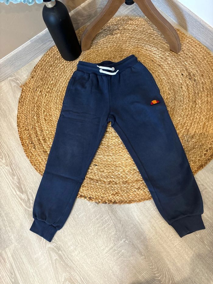 Pantalon de survêtement Ellesse 5/6ans - photo numéro 2