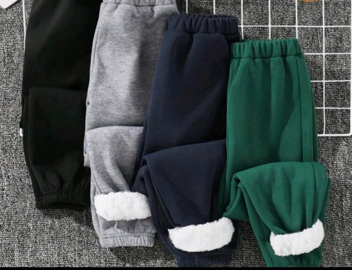 Lot de 4 jogging fourrés