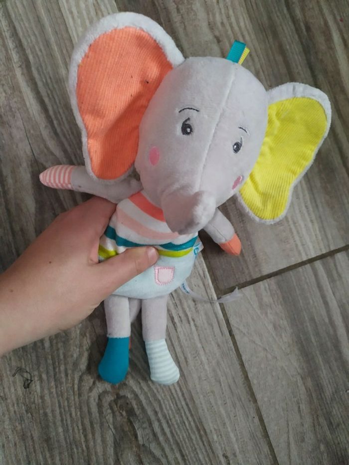 Peluche éléphants