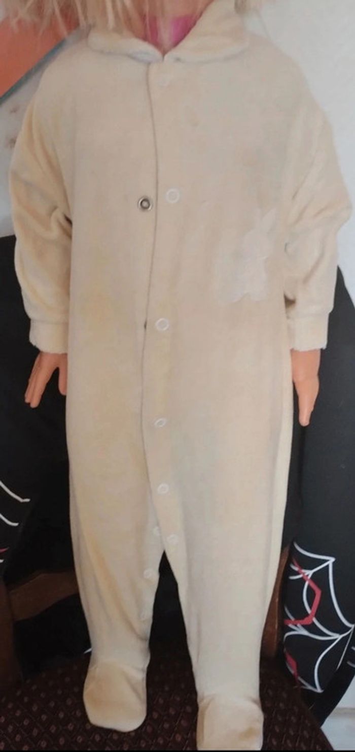 Pyjama une pièce - photo numéro 3