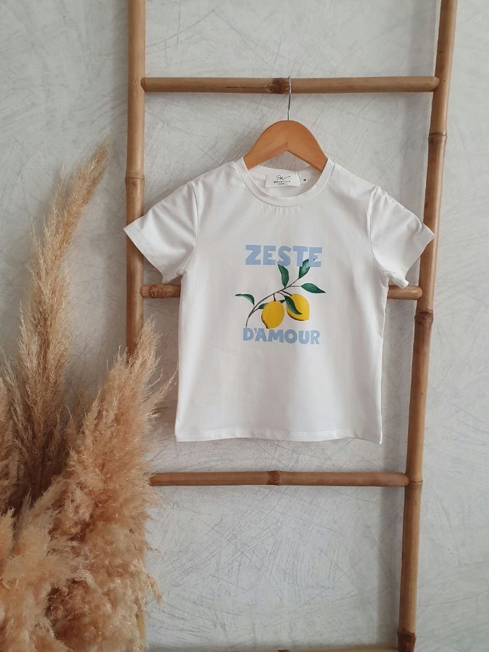 Tee-shirt taille 8 ans - photo numéro 2