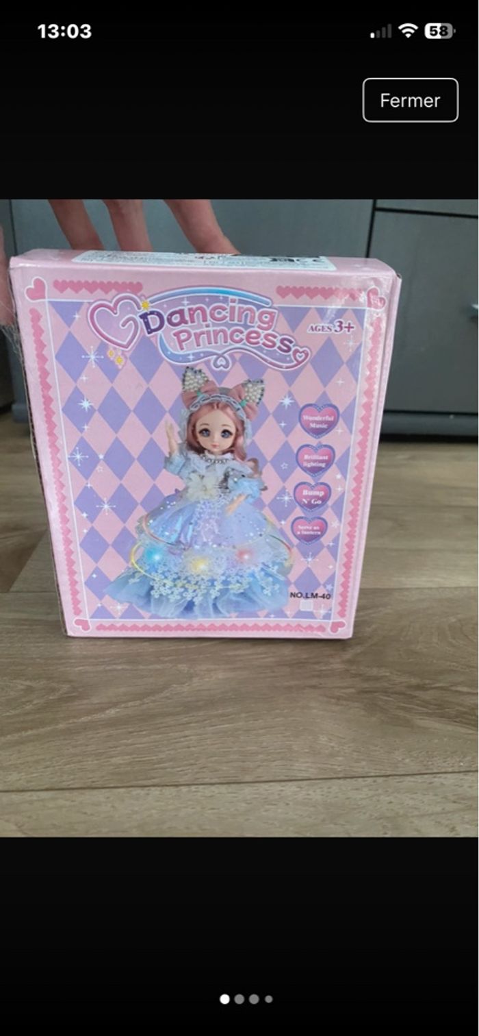 Boîte surprise poupée neuf