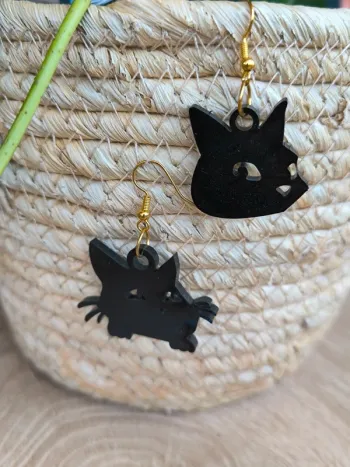 Boucles d'oreilles asymétriques duo de chats 🐱