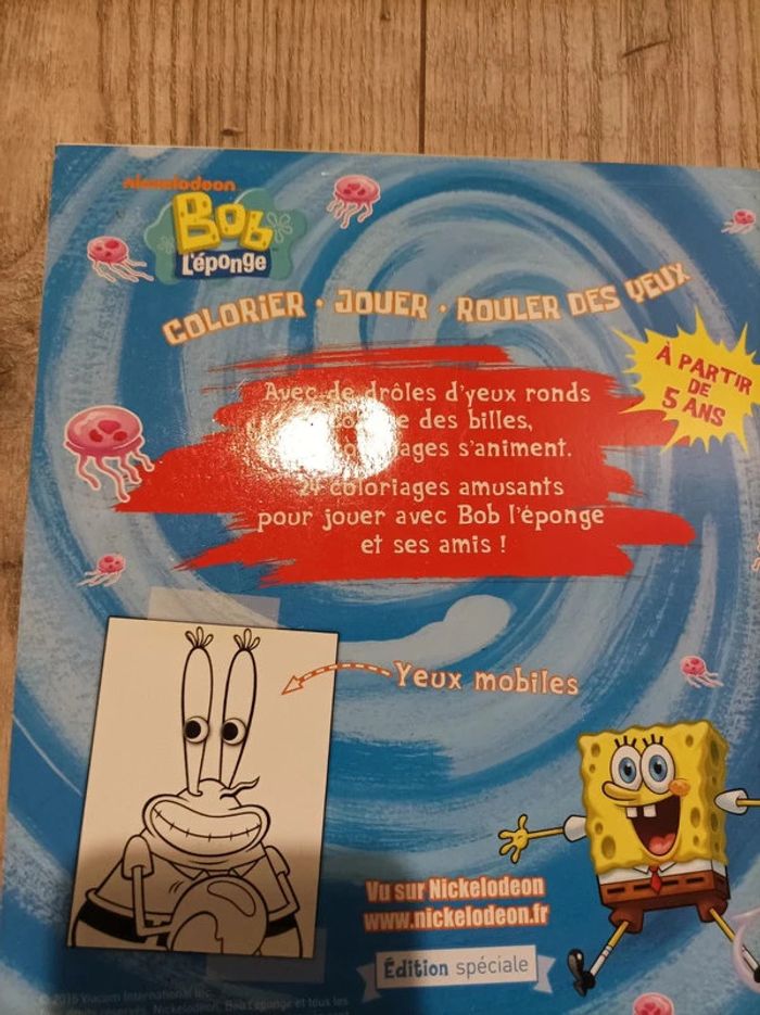 Joli bloc de coloriages Bob l'éponge - photo numéro 7