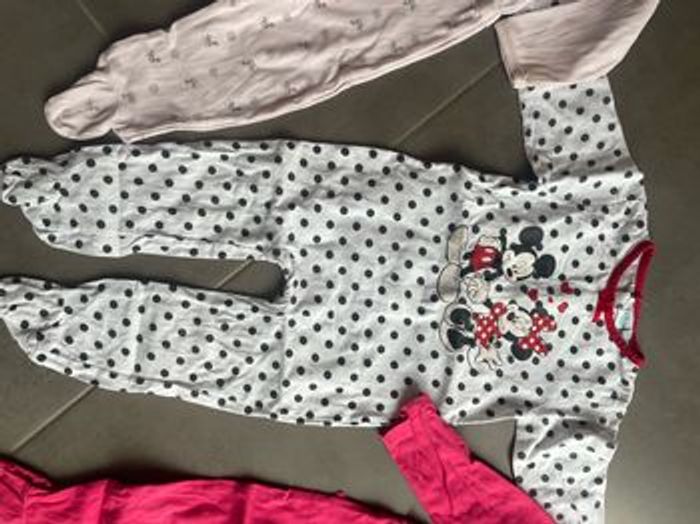 Lot pyjama 1 pièce - photo numéro 4