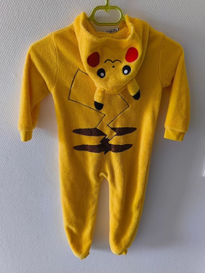 Combinaison pyjama pokémon garçon taille 5 ans - photo numéro 2