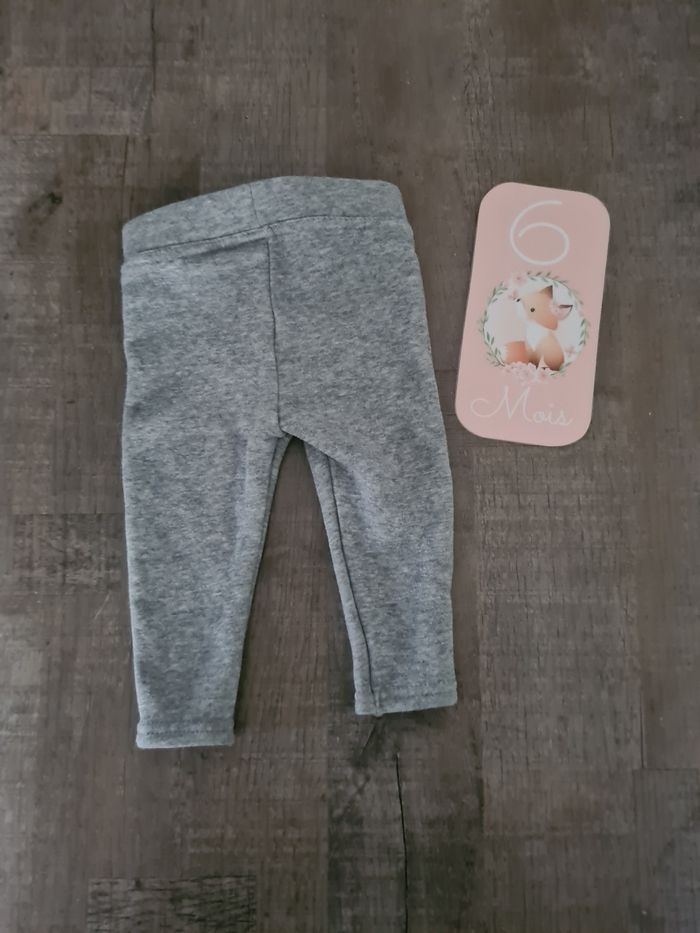 Pantalon 6 mois - photo numéro 2