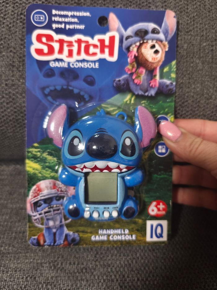 Tamagotchi stitch