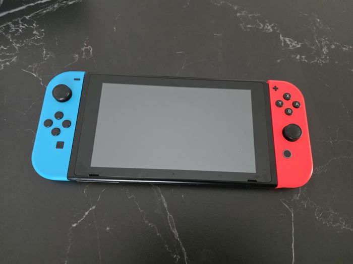 Nintendo Switch - photo numéro 5